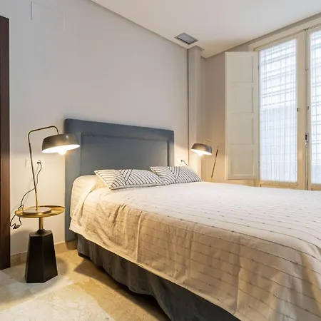 Alkazar Gardens Old Town 6 Pax 아파트 세비야