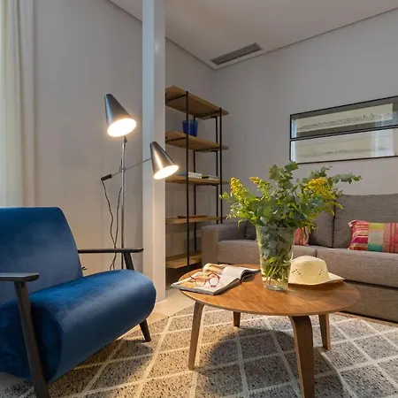 아파트 Alkazar Gardens Old Town 6 Pax 세비야